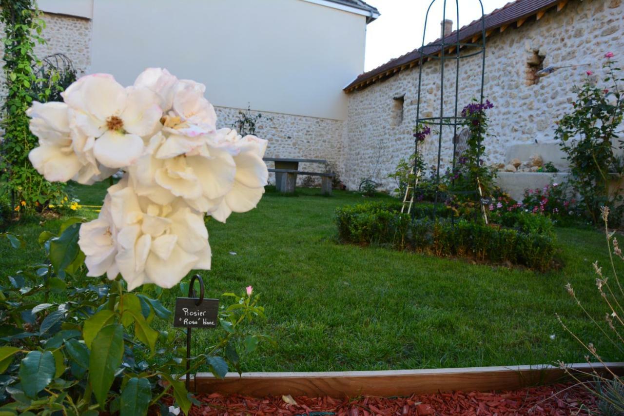 Demeure Saint Martin Bed and Breakfast Blancs-Coteaux Exteriör bild